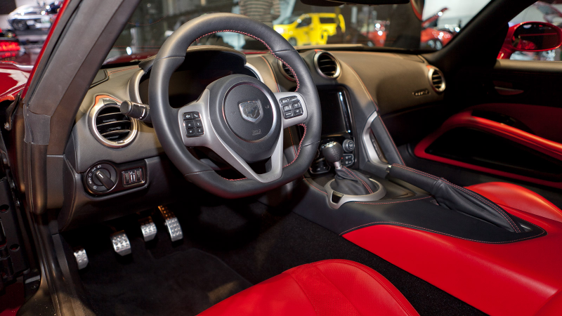 Illustration for article titled 2013 SRT Viper: Car Porn Photos